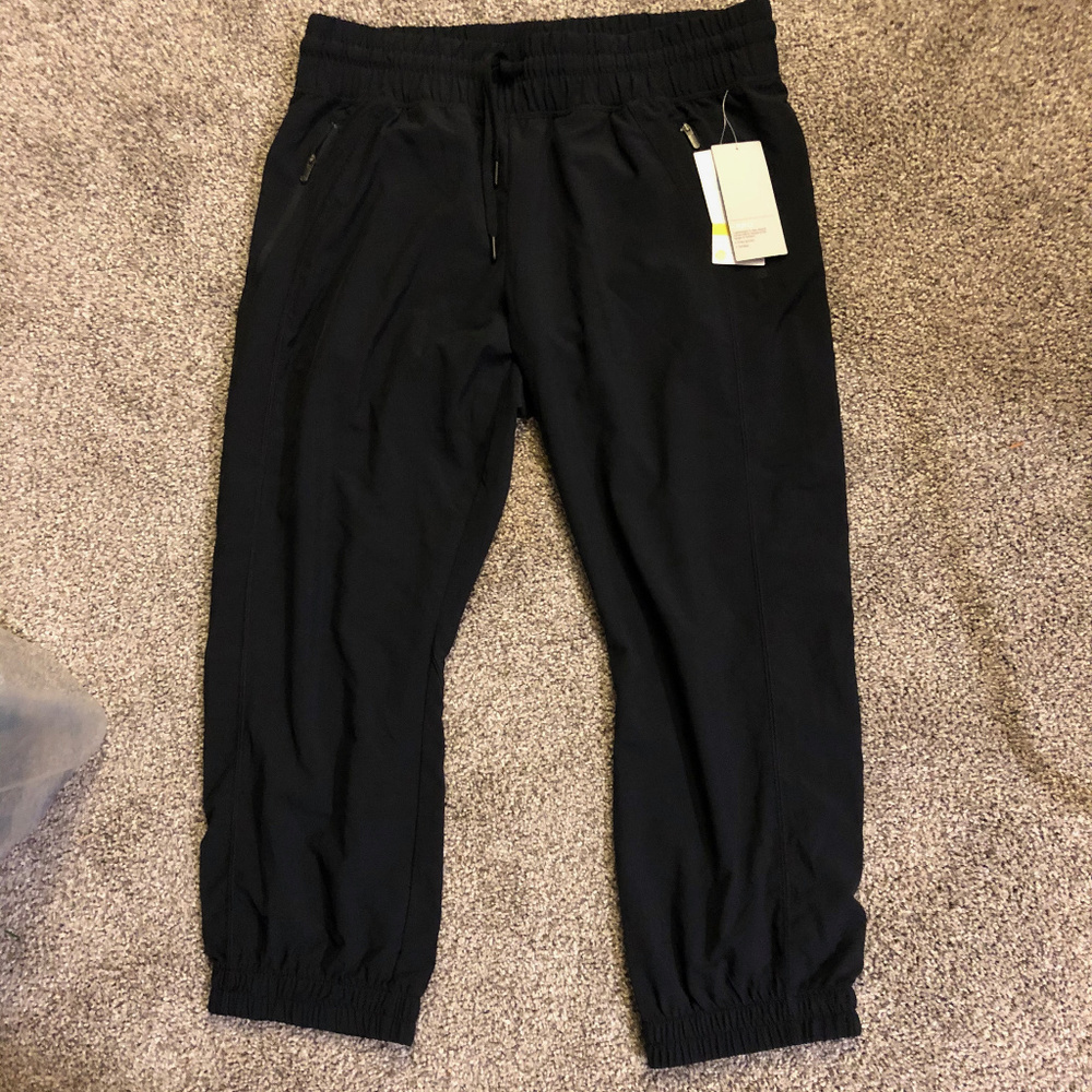 Lightweight black cropped joggers - Zella